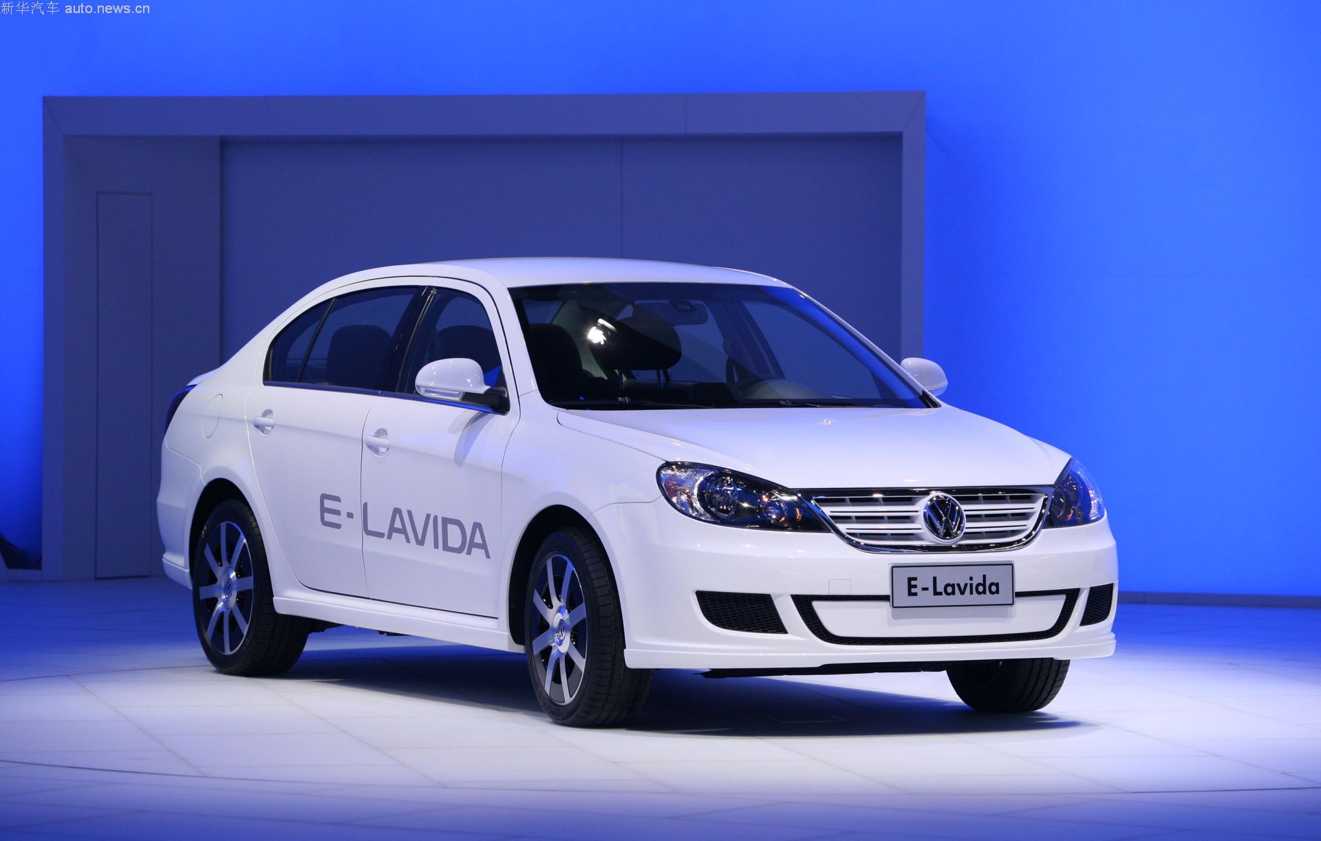 <a target=_blank data-cke-saved-href=http:// href=http://>大众汽车将加快电动化进程 未来十年推30款电动汽车</a>