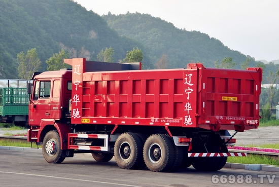 华驰陕汽6X4自卸车