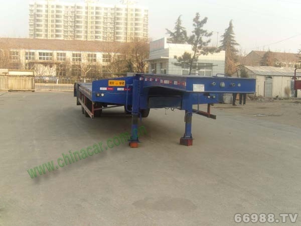 华驰泰骋 12.5米 28吨 2轴 低平板运输半挂车 LHT9352TDP