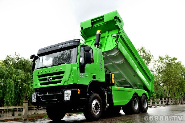 杰狮6×4渣土型自卸车