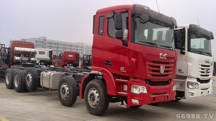 U平台10×4标载载货车（柴油版）