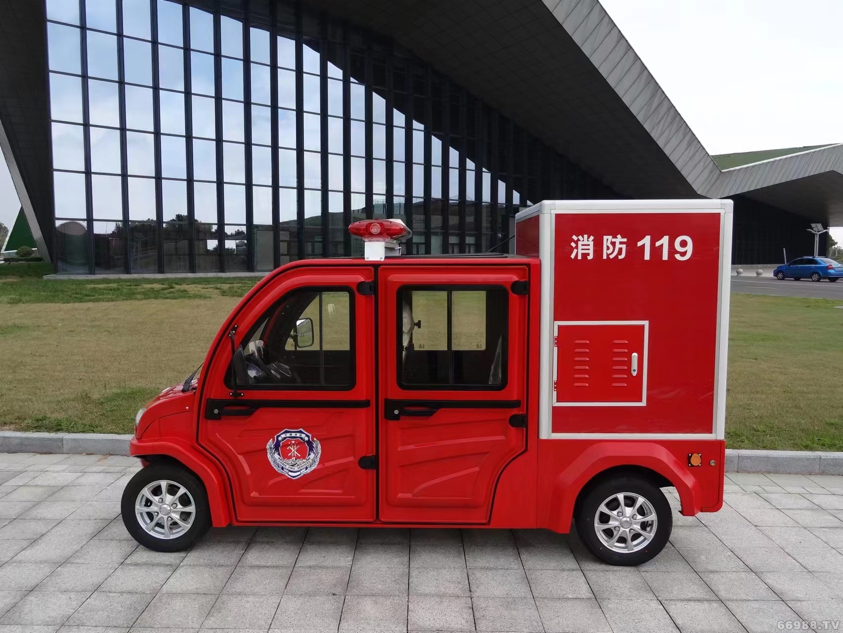 电动微型消防车